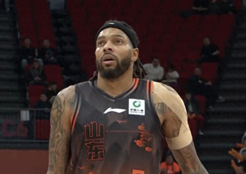 leyu平台-记者:山东外援珀塞尔因感冒发烧,缺席今晚对阵宁波的比赛